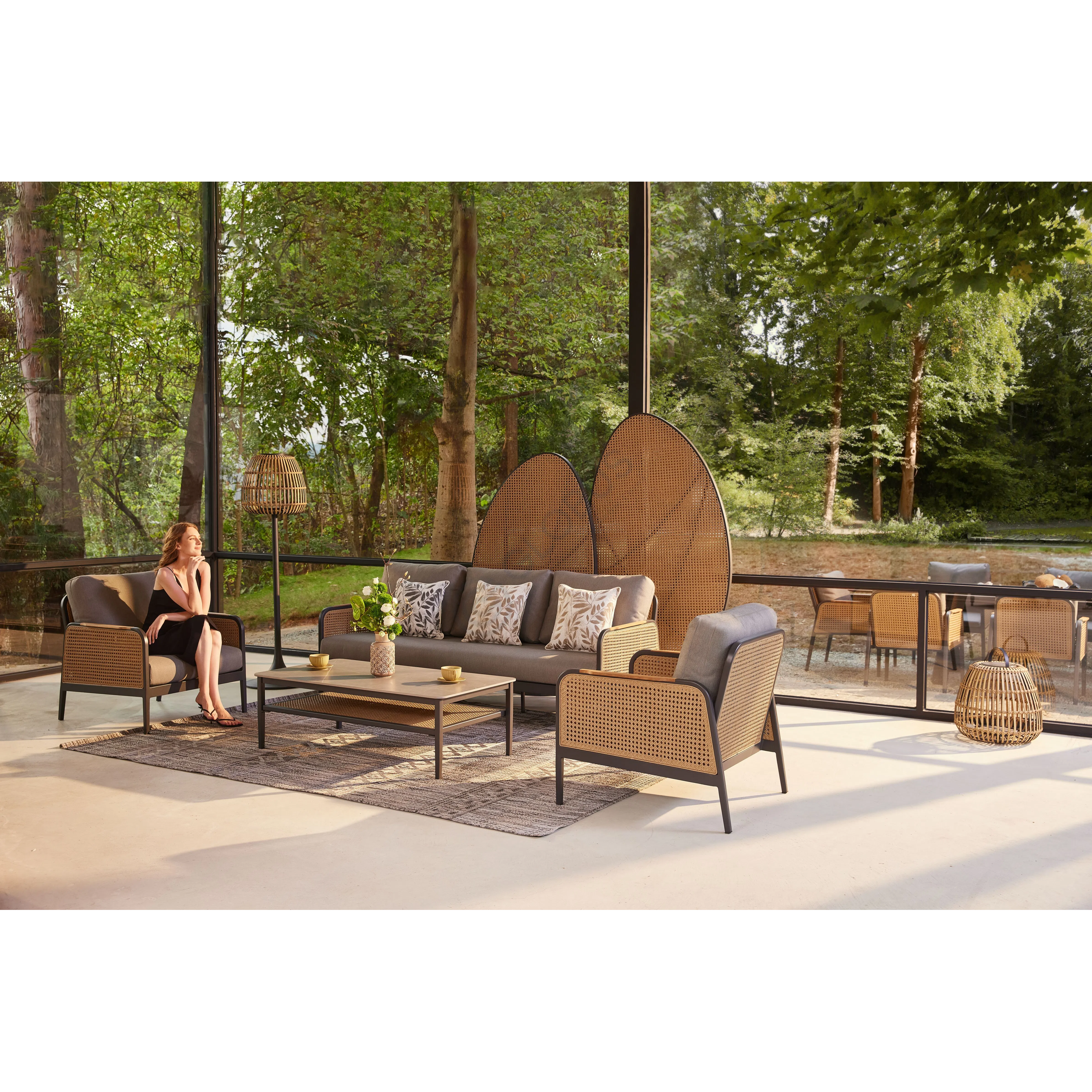 Уличное кресло Jucundus