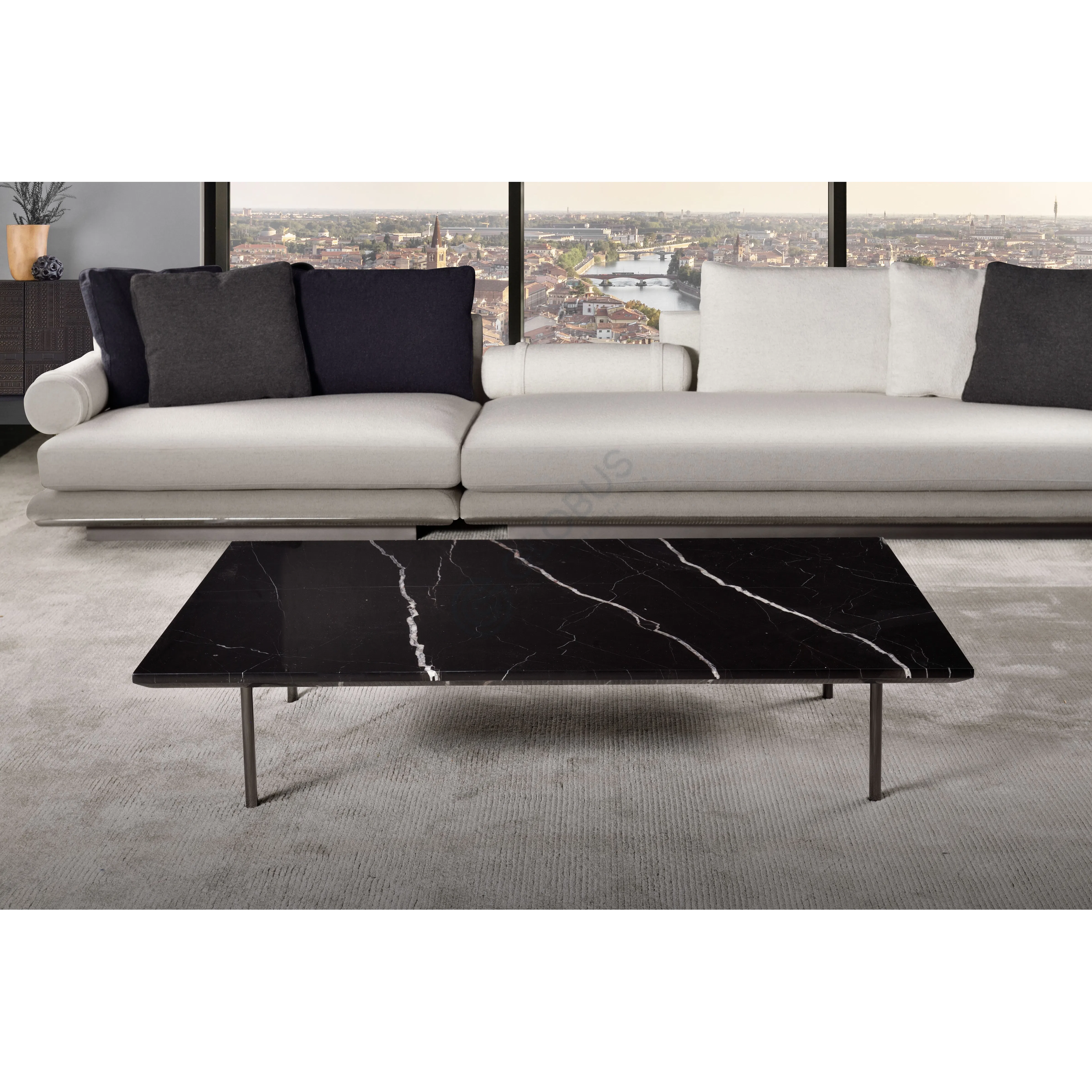 Журнальный столик Trevane