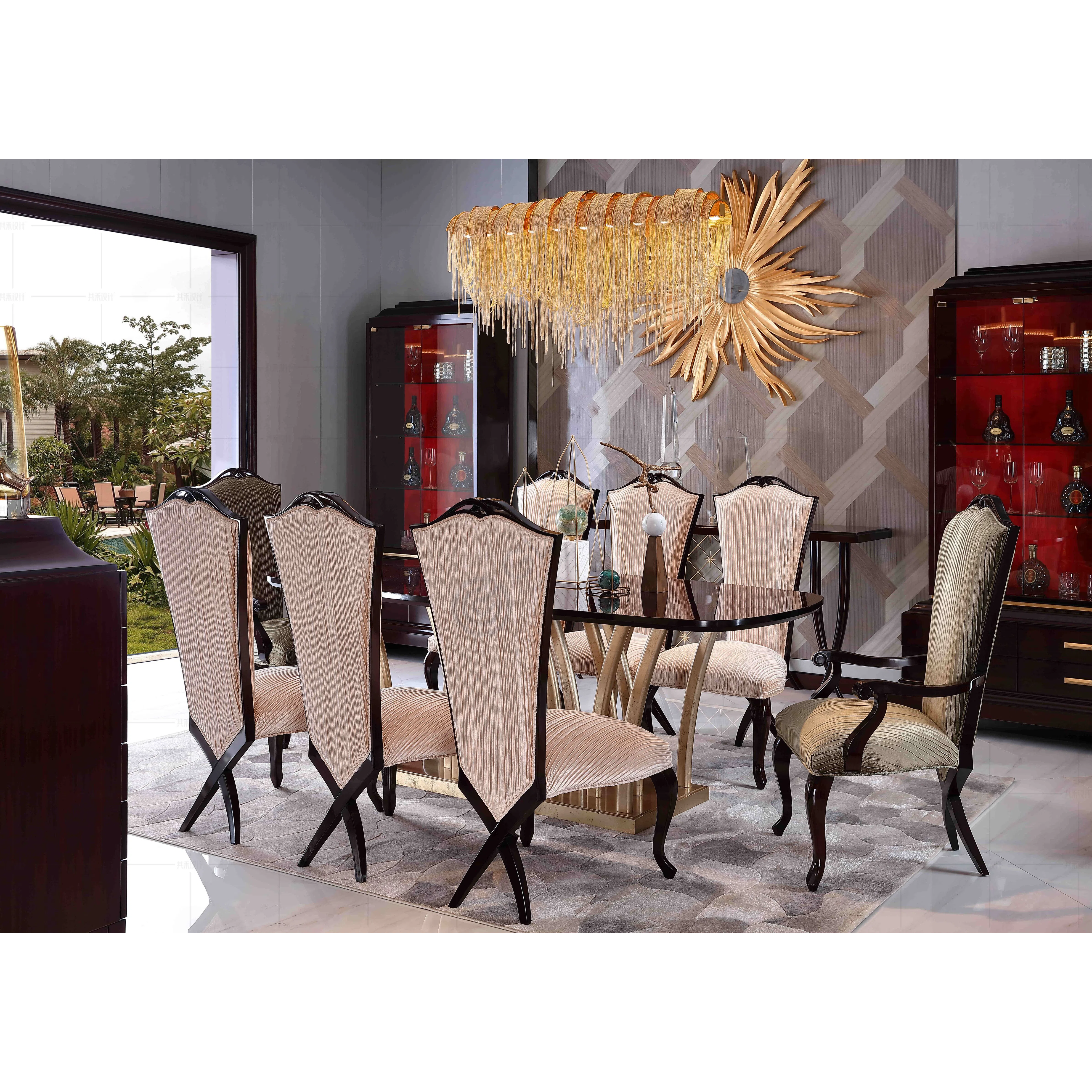 Обеденный стол CHRISTOPHER GUY Rain Forest