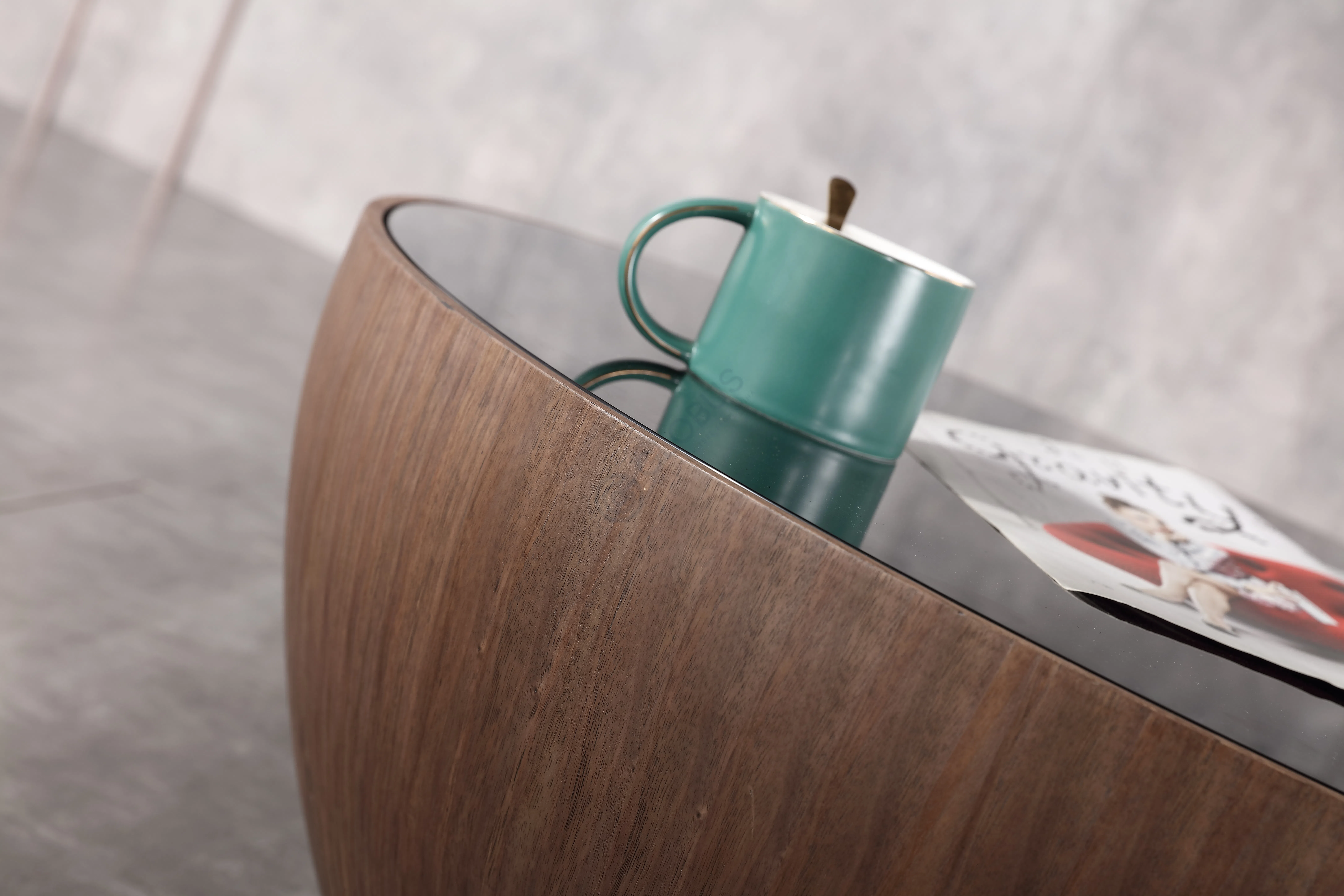 Журнальный столик Camerarius