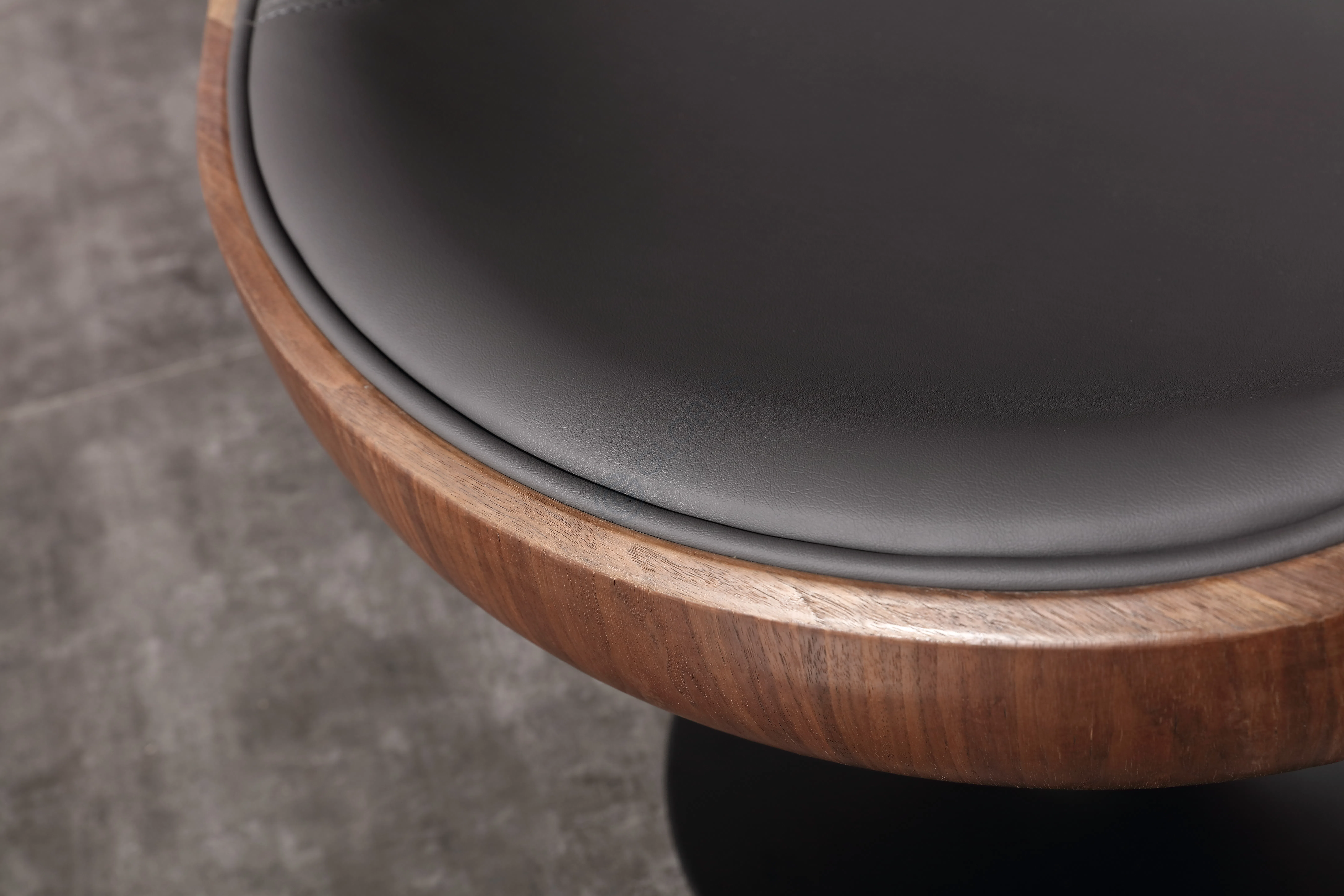 Кресло для офиса Gisberto