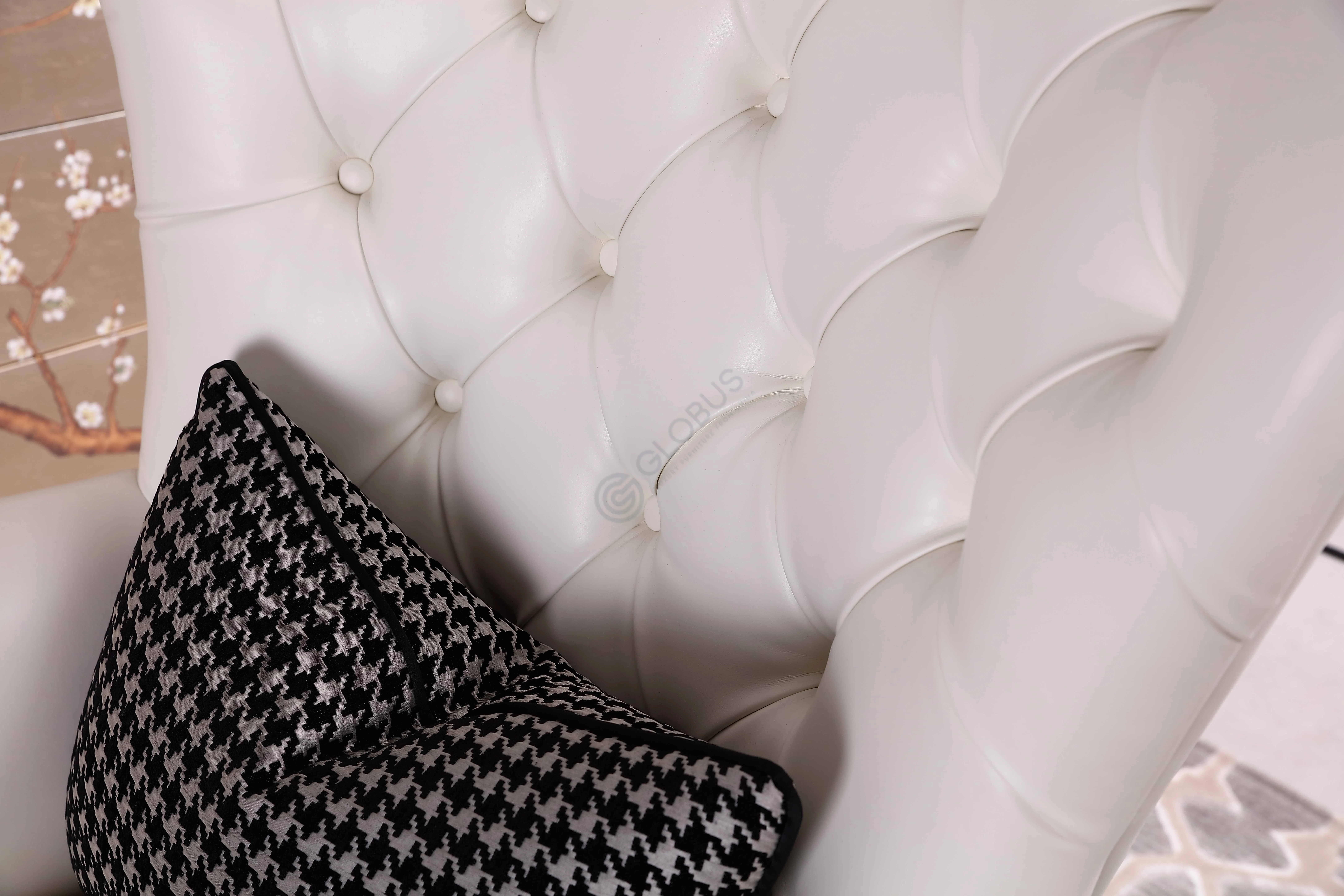 Кресло CHRISTOPHER GUY Elysees