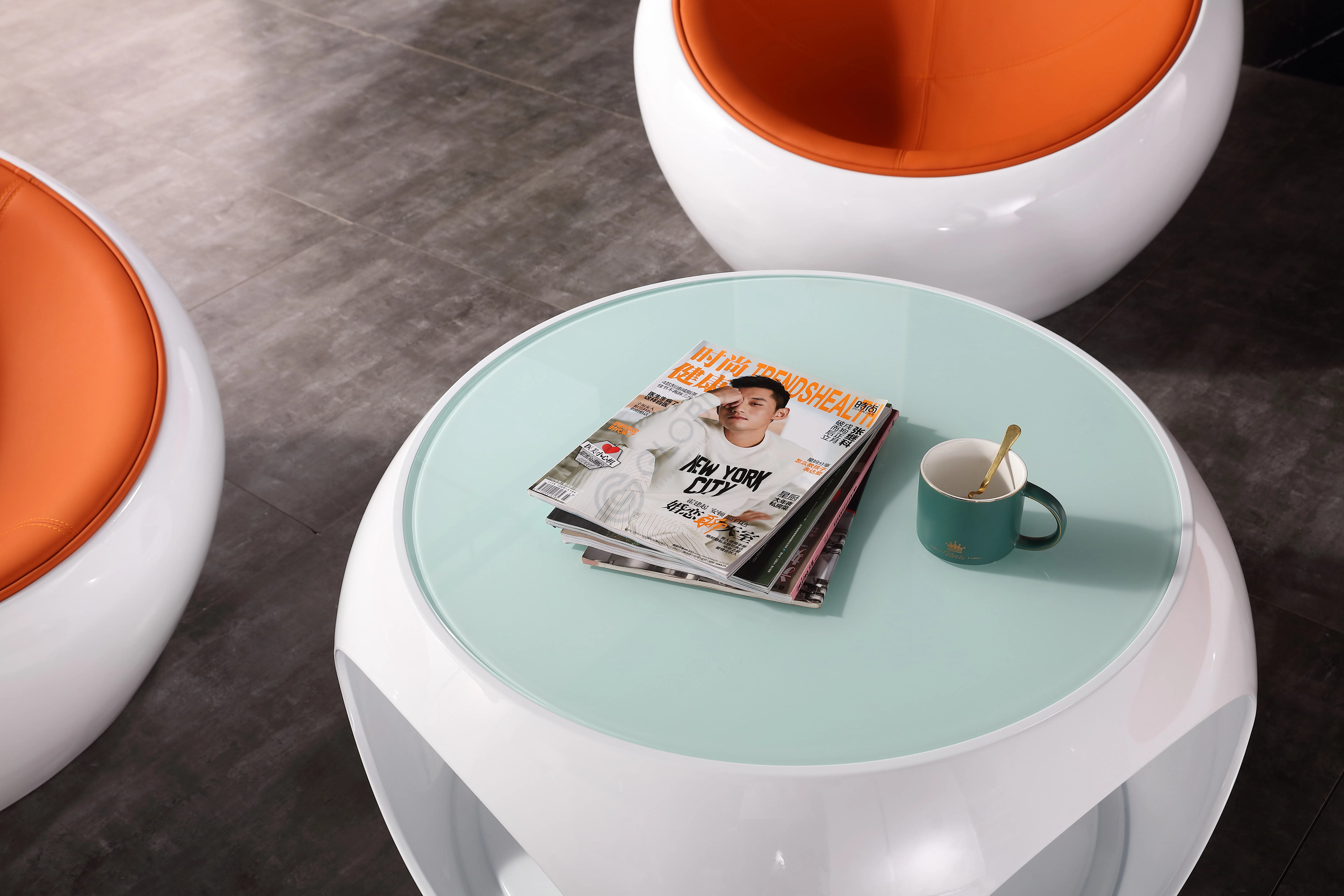 Журнальный столик для офиса Gossamer