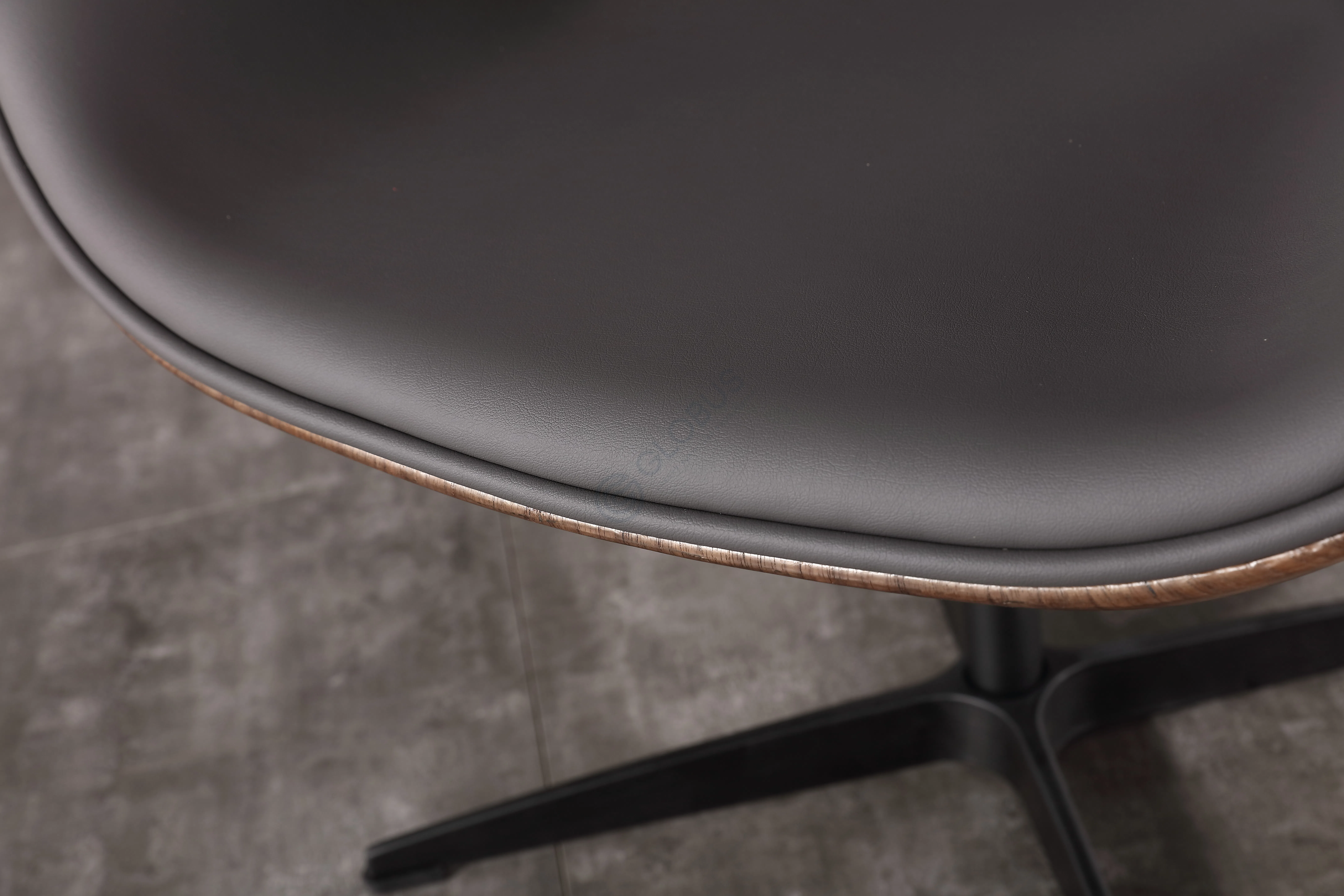 Кресло для офиса Uvaggio