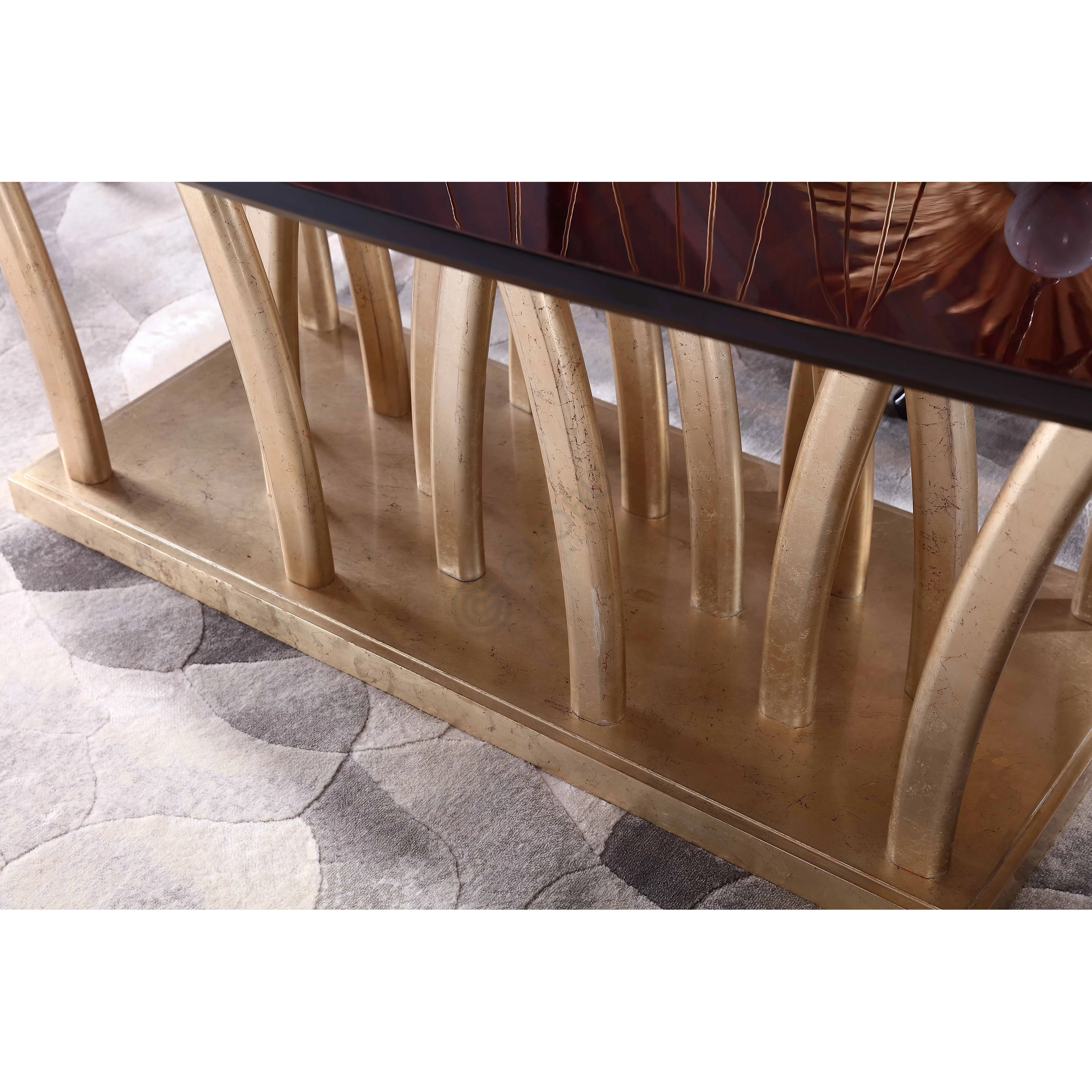 Обеденный стол CHRISTOPHER GUY Rain Forest