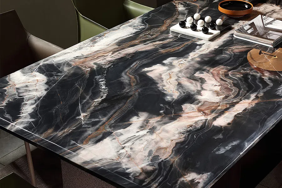 Обеденный стол Zephyrilla