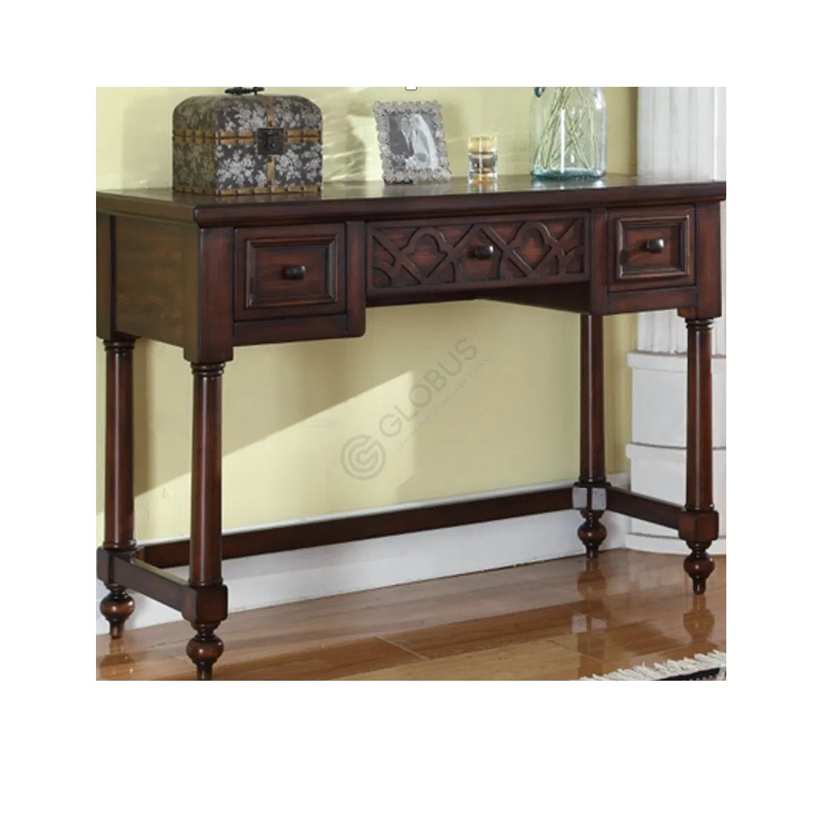 Стол для кабинета Evelyna