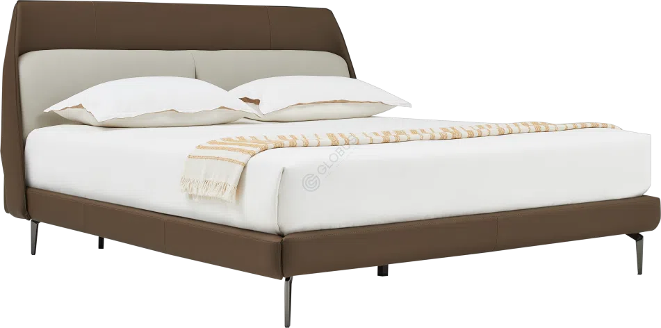 Кровать POLTRONA FRAU Coupe