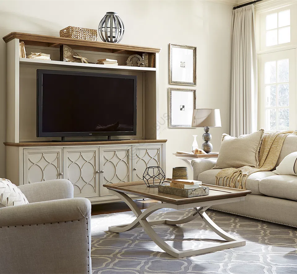 ТВ гарнитур Tavessa