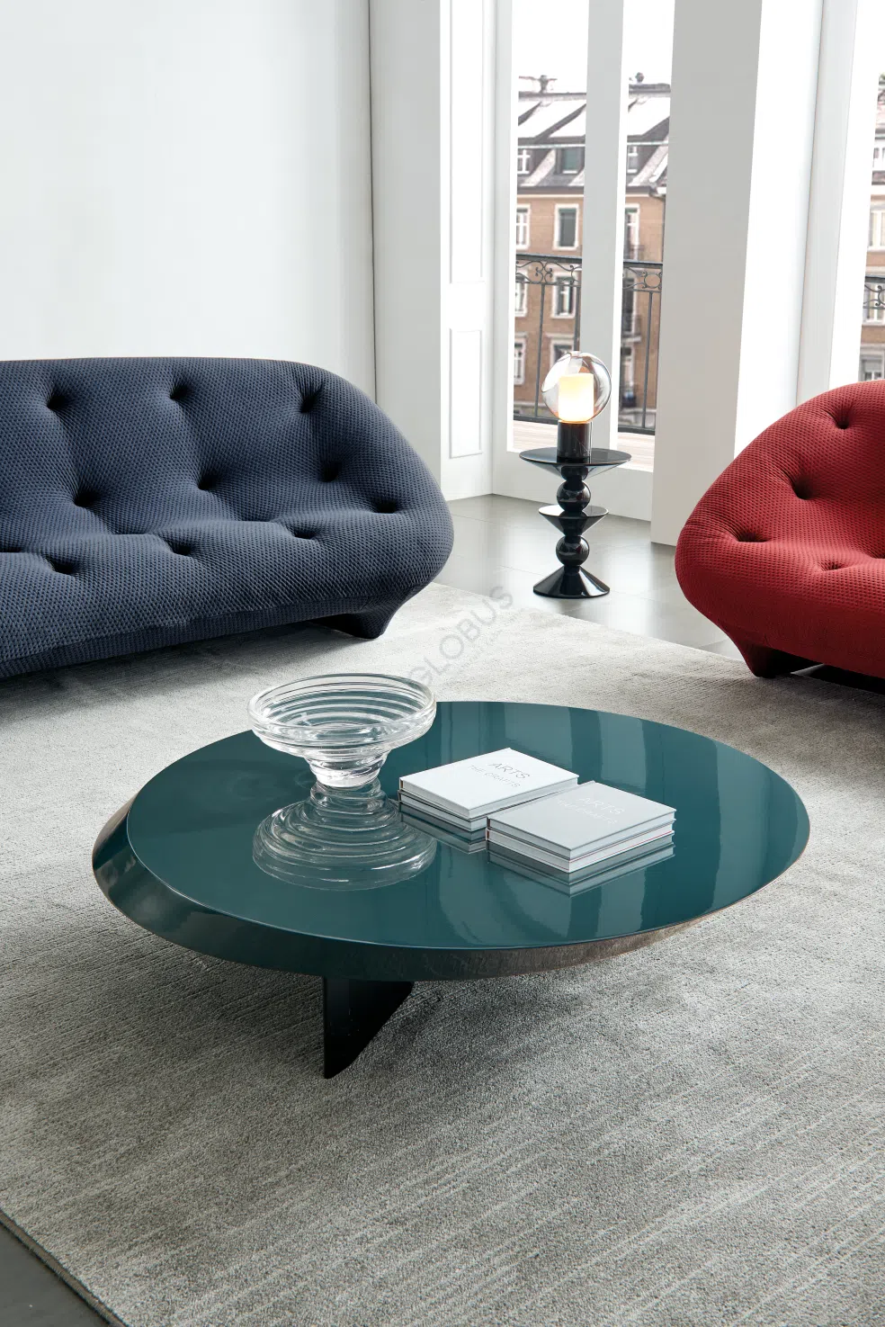 Журнальный столик Kerridwen