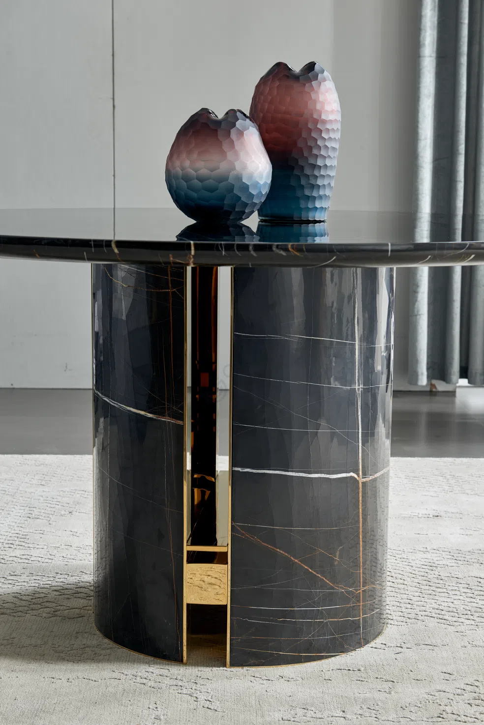 Обеденный стол Petardo