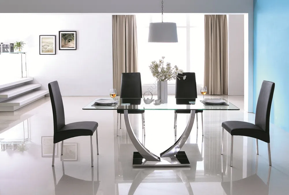 Обеденный стол Risucchiare