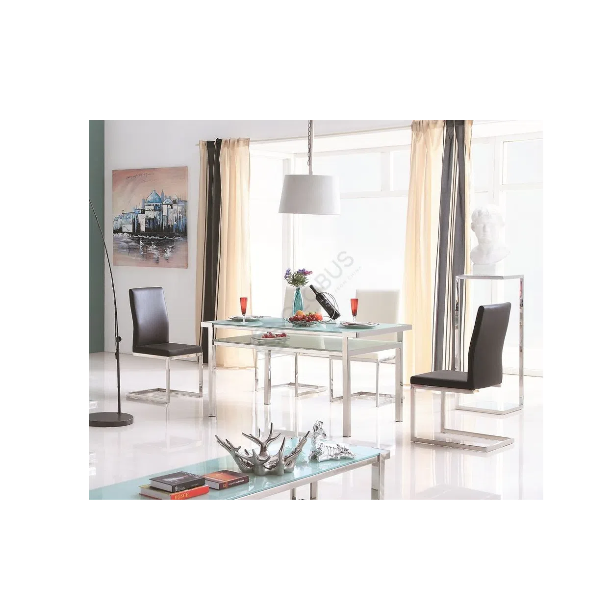 Обеденный стол Mireio