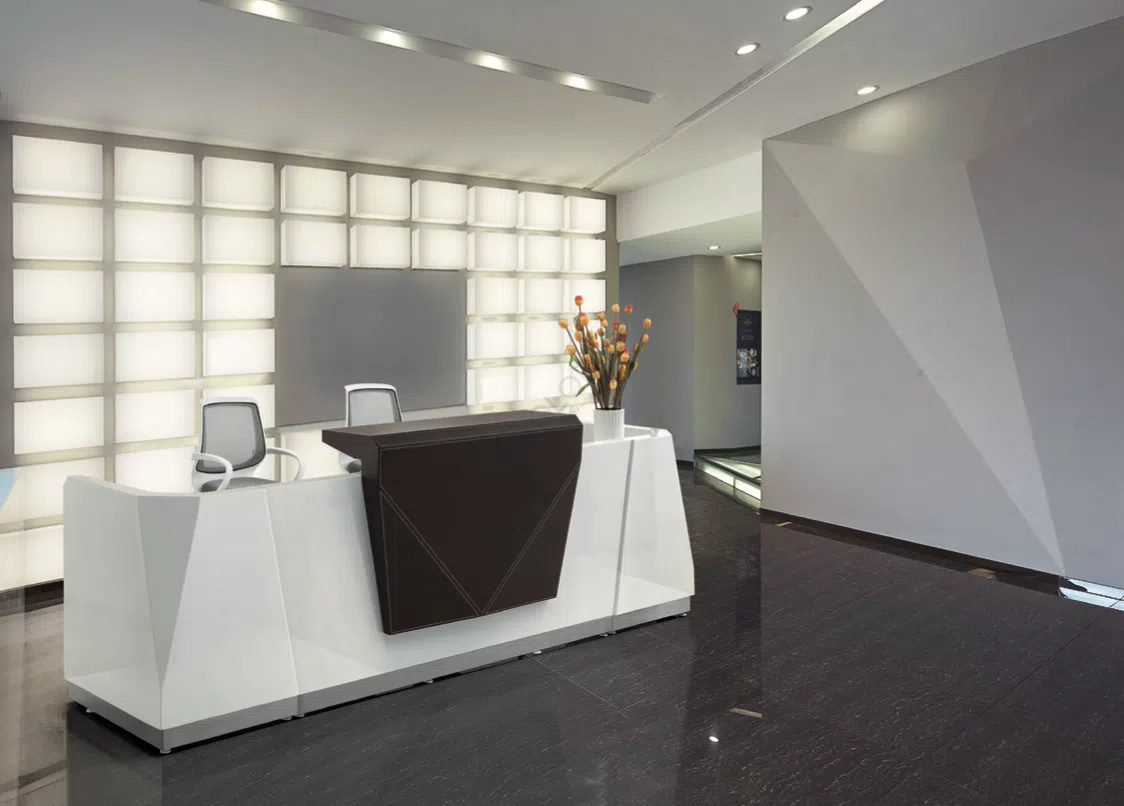 Ресепшн Ucraino