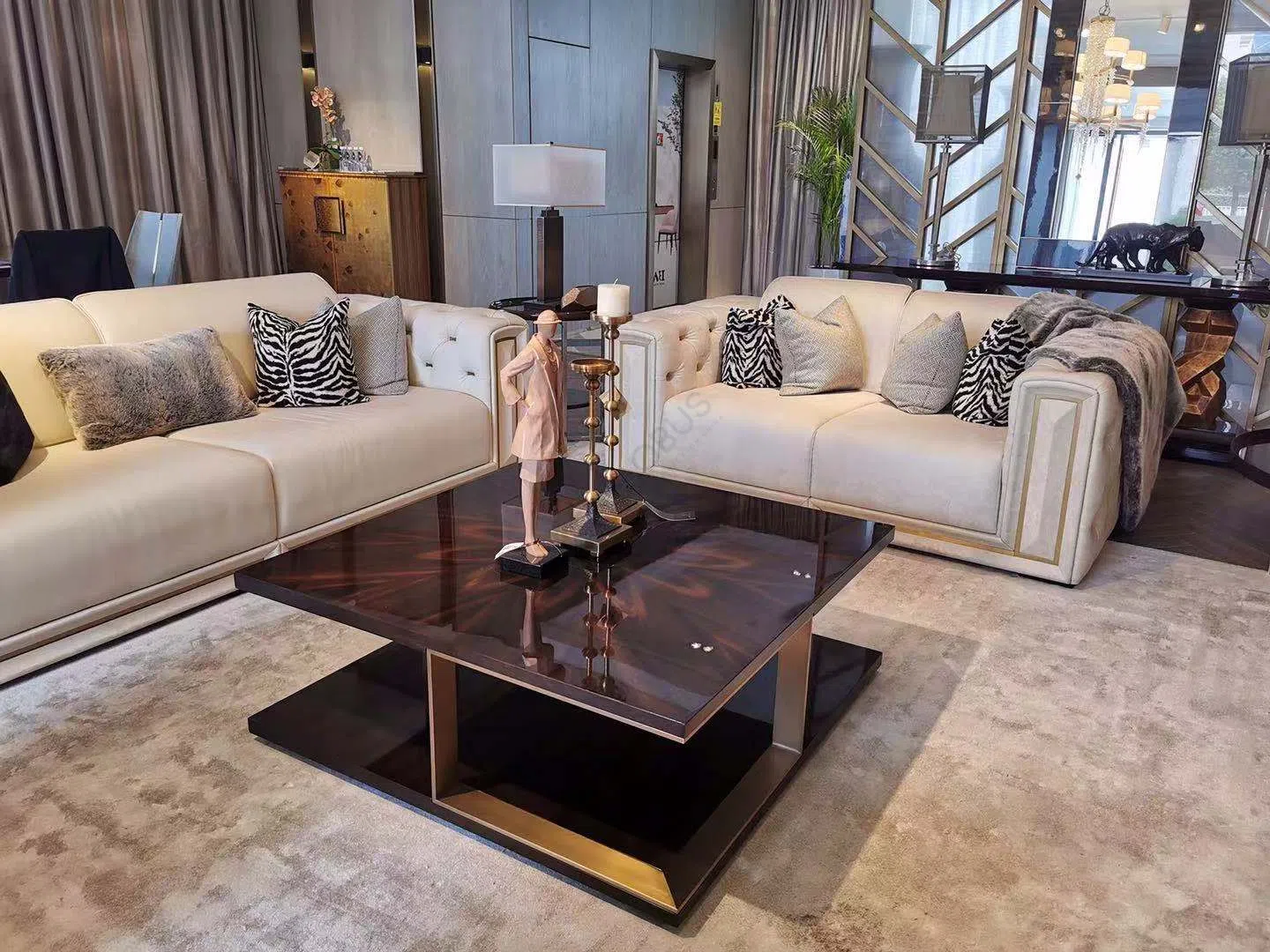 Журнальный столик Kit