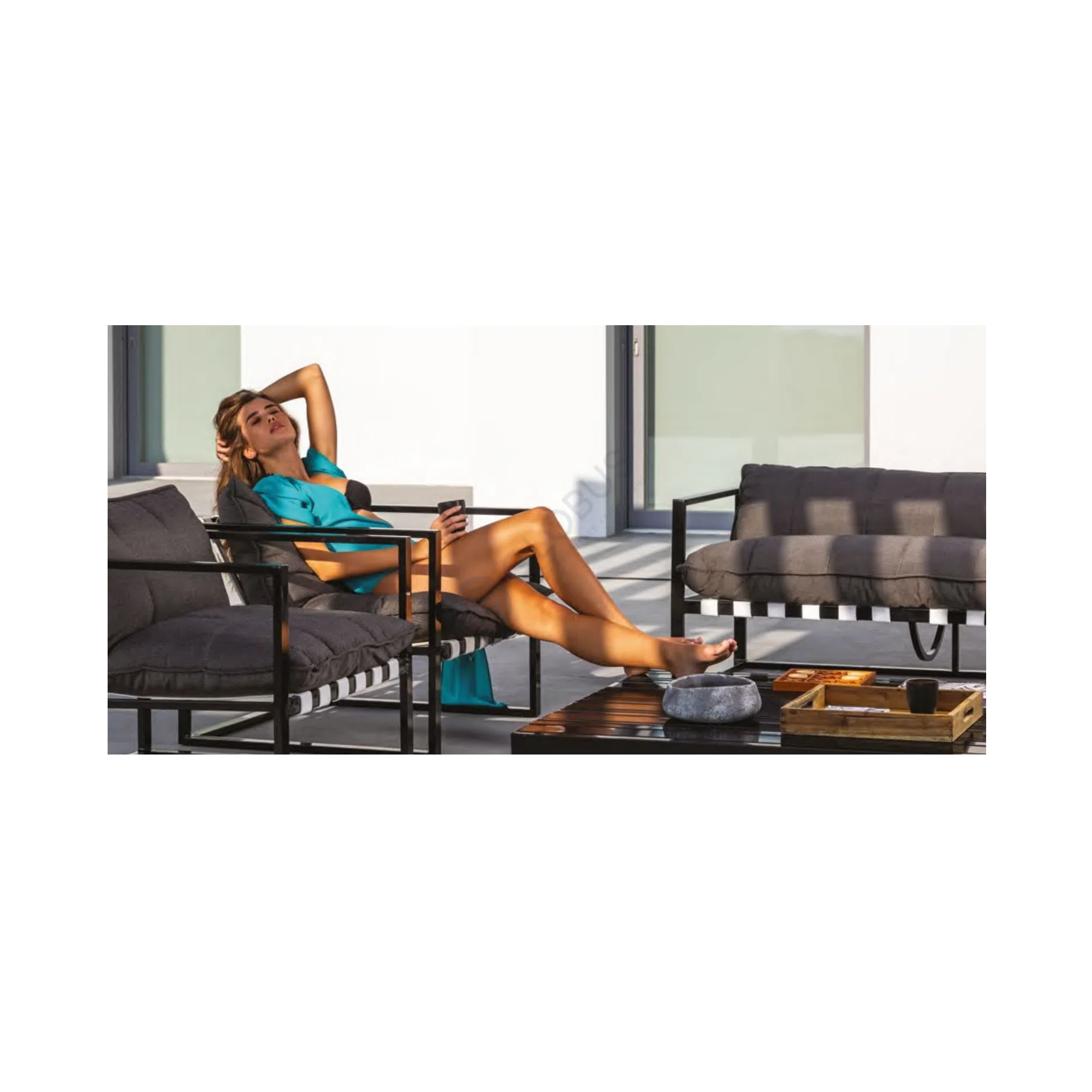 Уличный диван Thibault