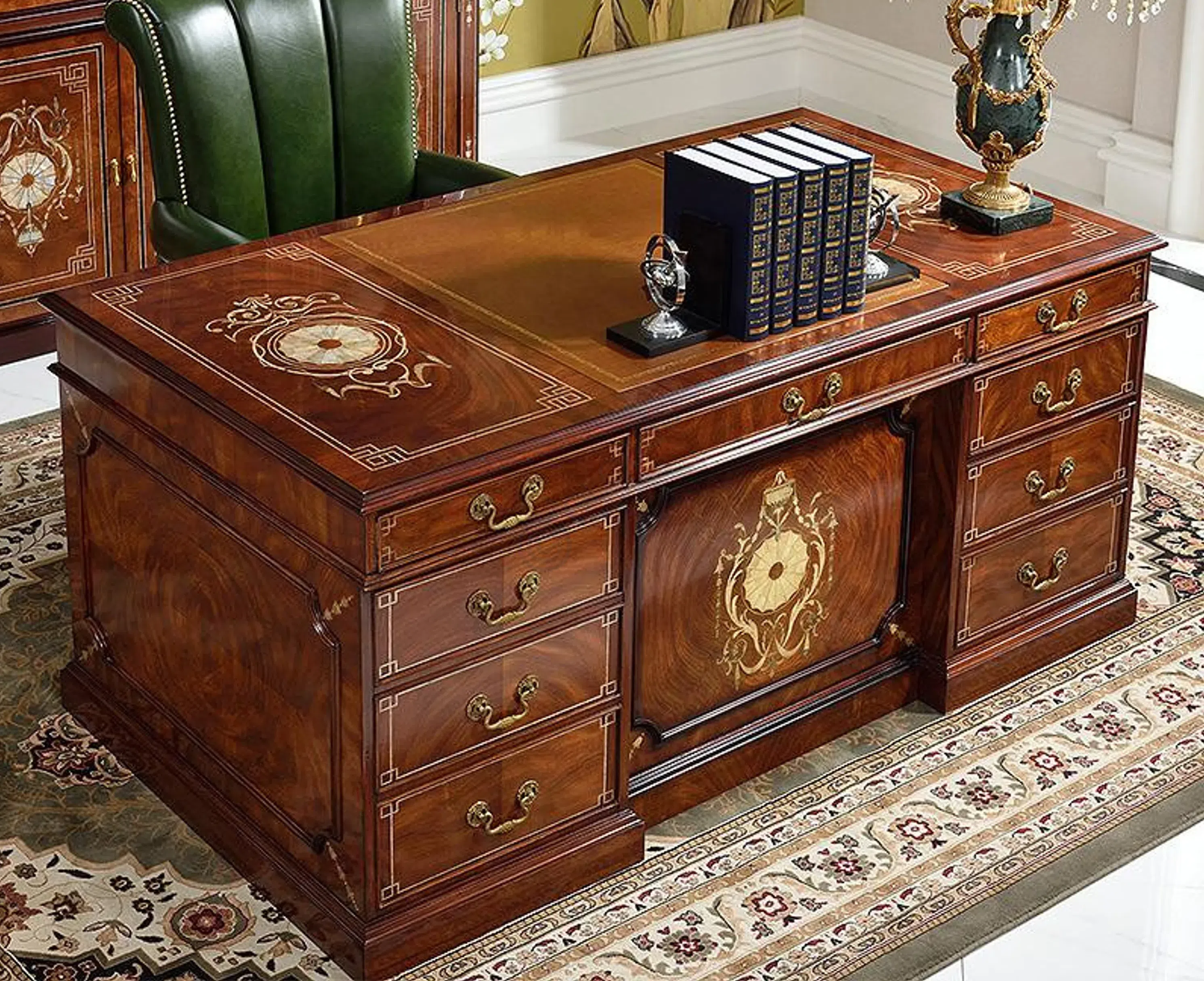 Стол для кабинета Yadiris