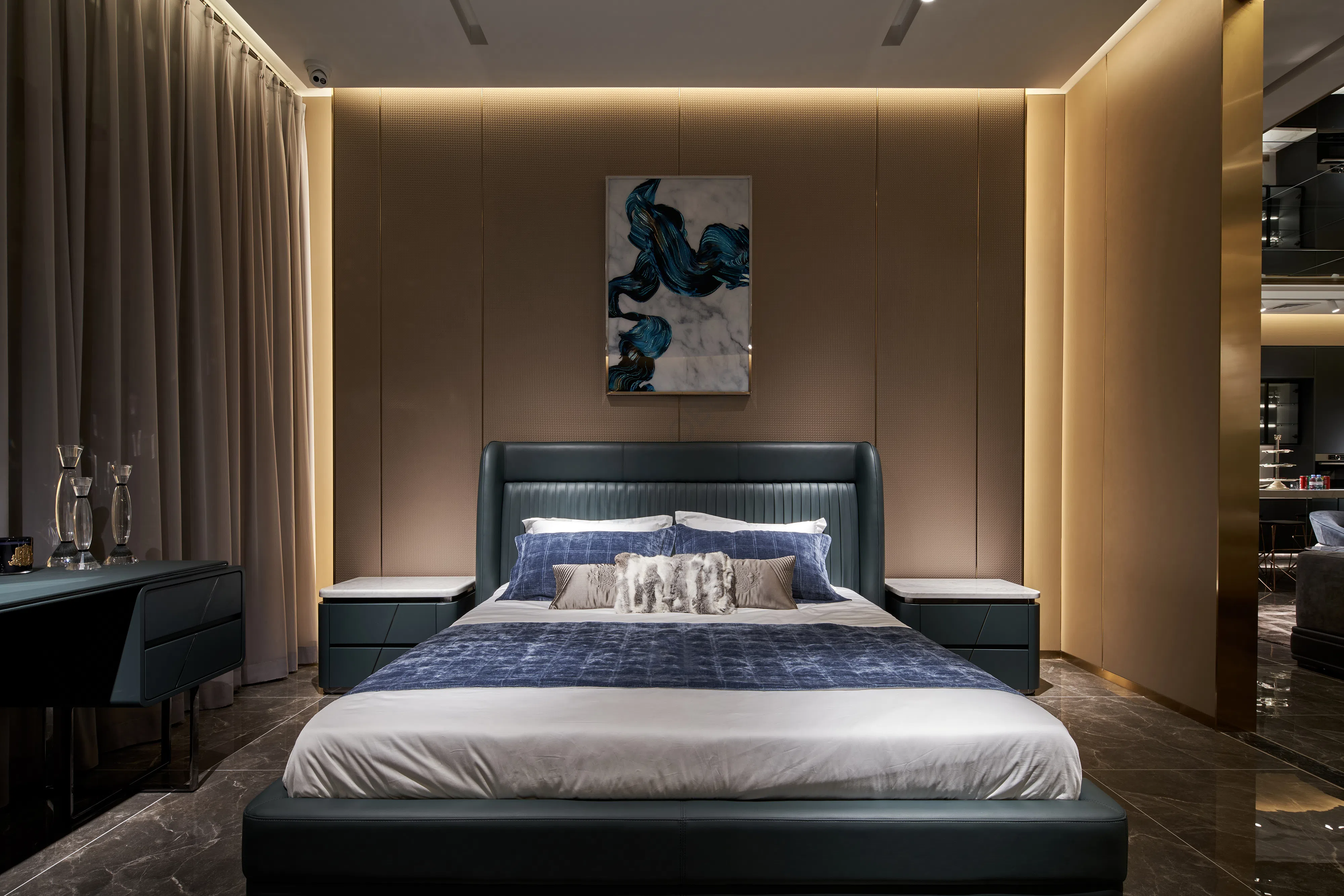 Кровать Yvorius