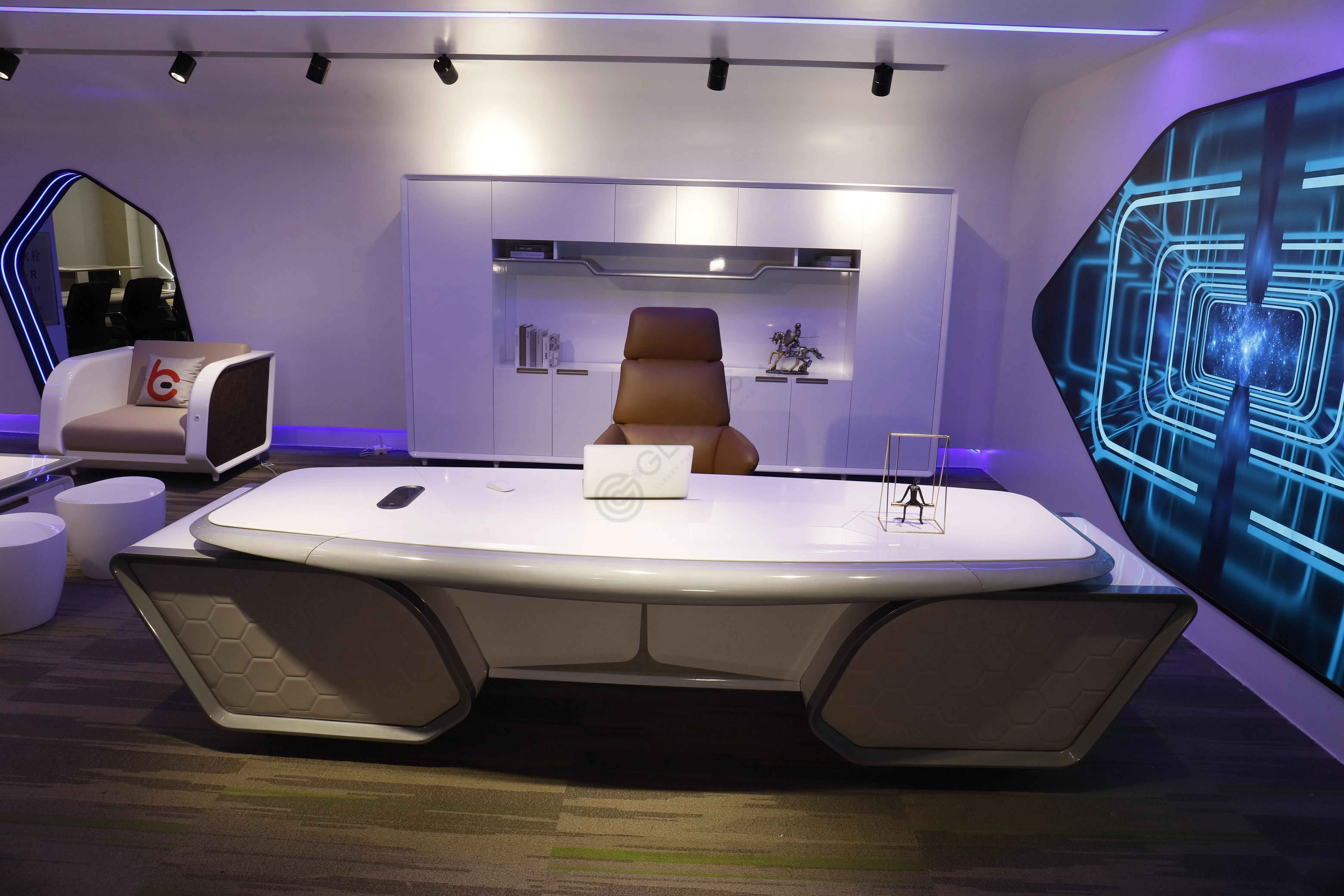 Стол для офиса Picta