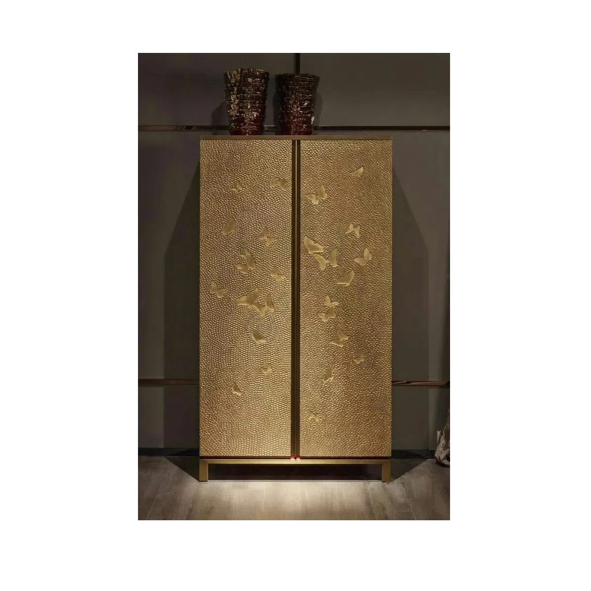 Буфет Tenebricus