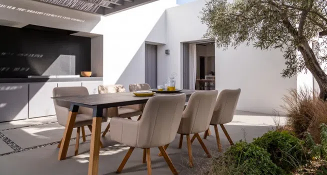 Уличный обеденный стол Sodale