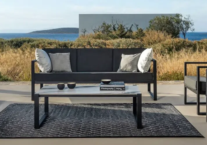 Уличный журнальный столик Aloisia