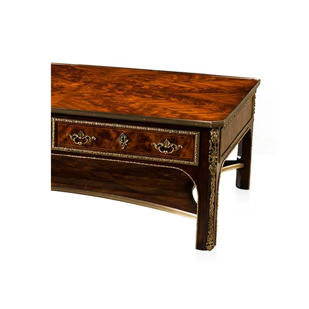 Журнальный столик Virtu